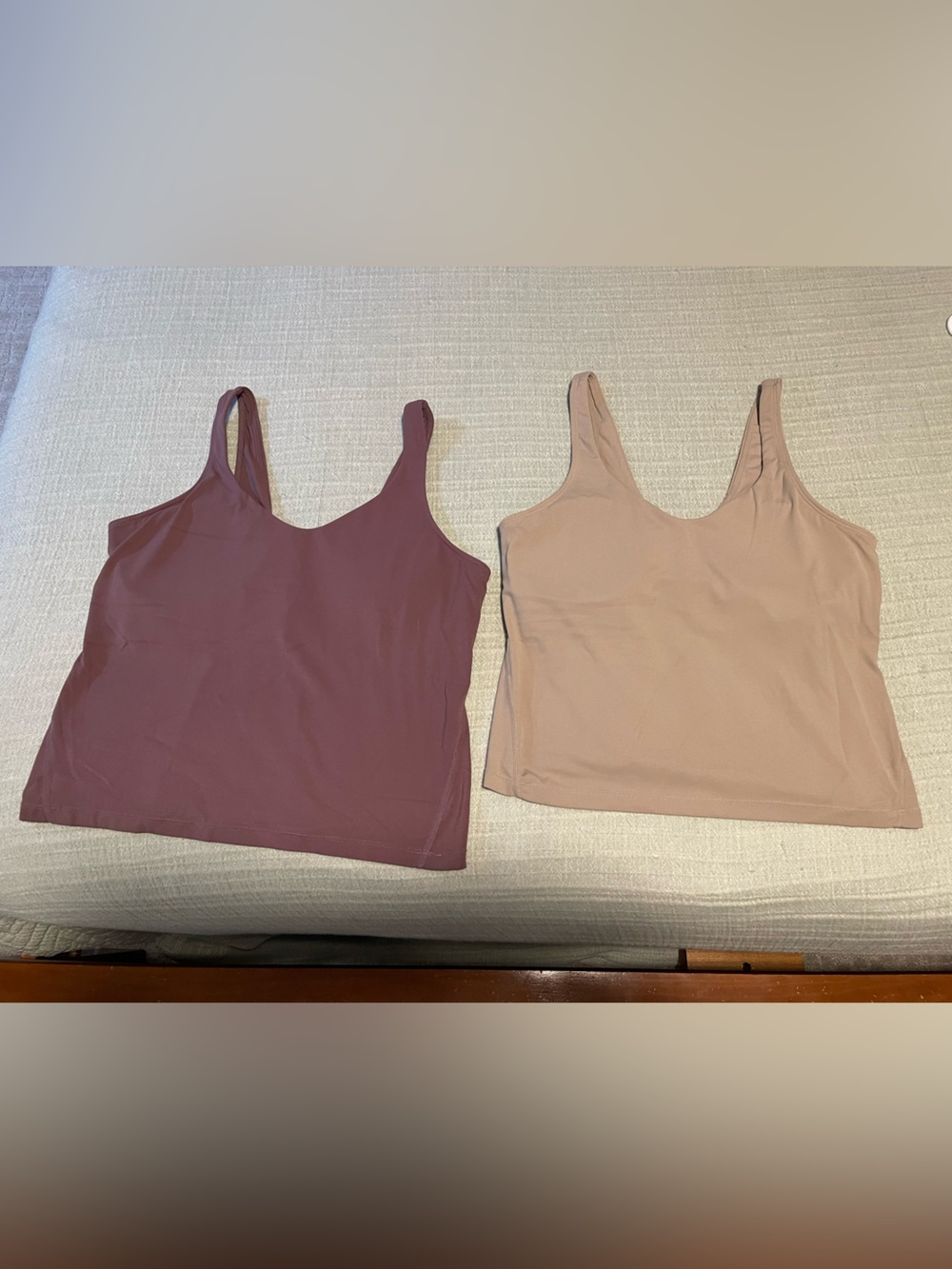 Ododos Women's Scoop Neck Tank Tops - Mauve and Blush